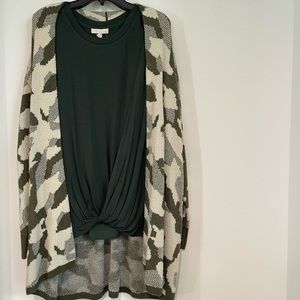 Trendy top with cardigan set